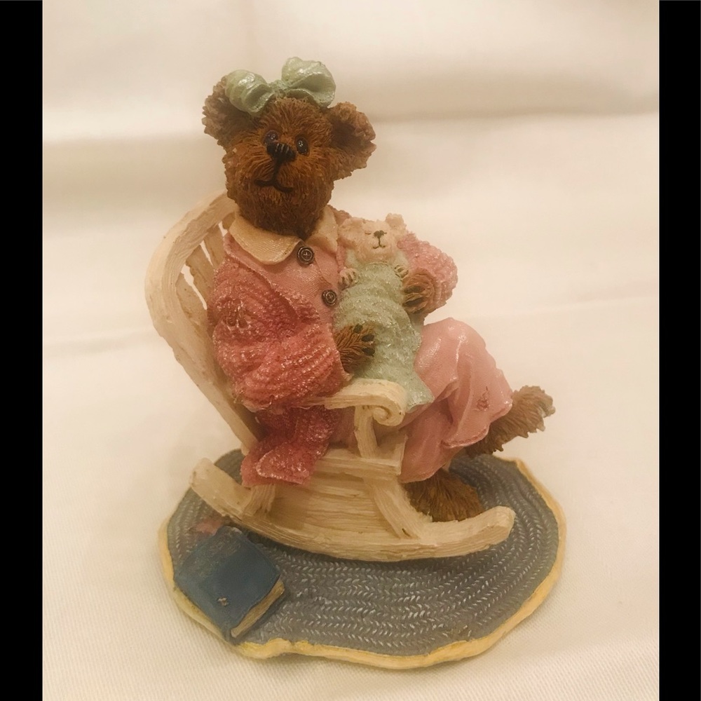 Boyds Bears& Friends. Bearstone Collection.Perfect condition. No chips or breaks